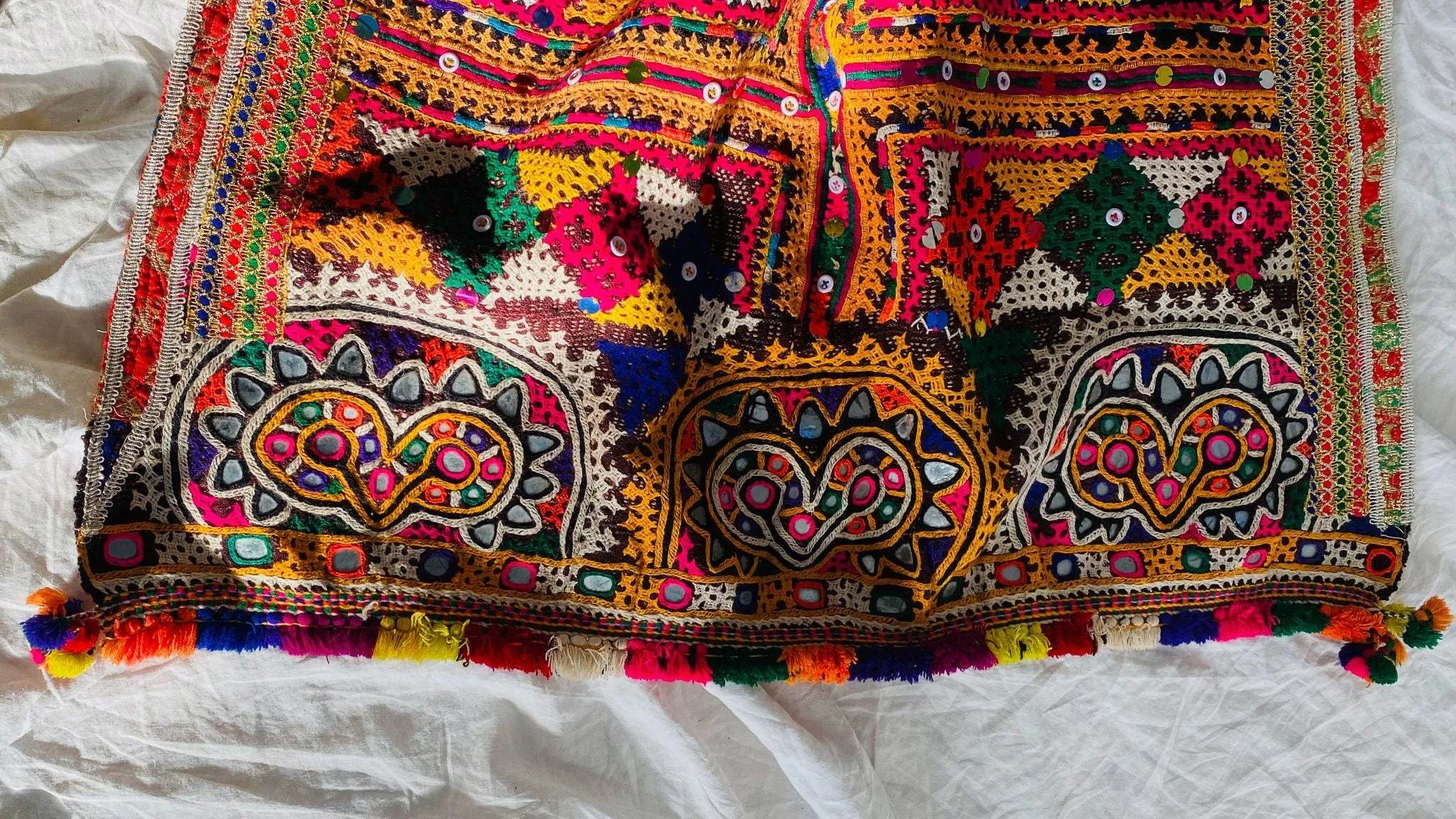 Vintage Rabari Wool Shawl & Throw. Mirror work. Embroidered 0186